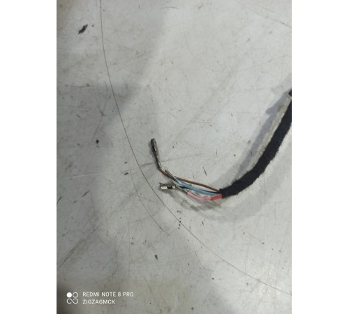 Электропроводка двери (передняя правая)