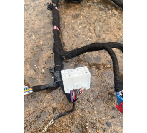 Электропроводка салона