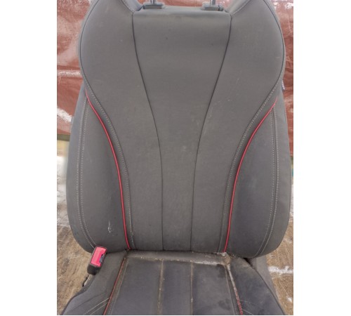 Сиденье переднее левое