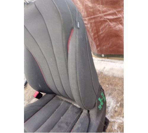 Сиденье переднее левое