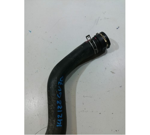 Патрубок системы охлаждения