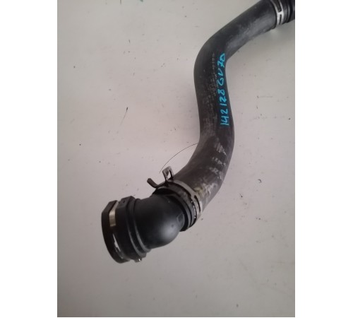 Патрубок системы охлаждения