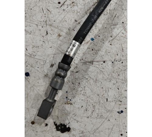 Тормозной шланг передний правый