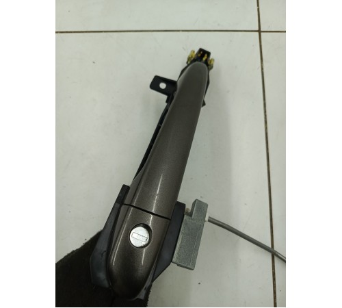 Ручка двери передняя левая (наружняя)