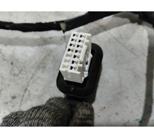 Электропроводка двери задняя правая