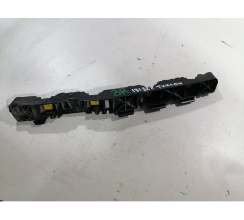 Кронштейн (крепление) заднего бампера правый