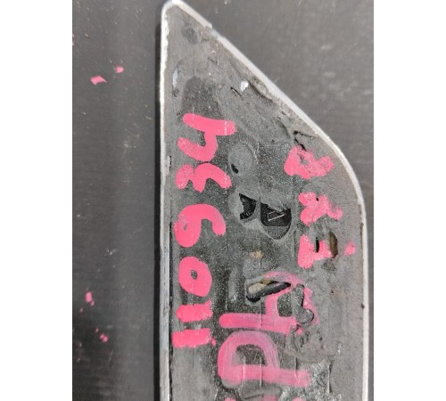 Молдинг двери(передний правый)