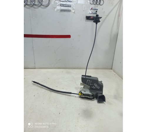 Замок двери (передний левый)