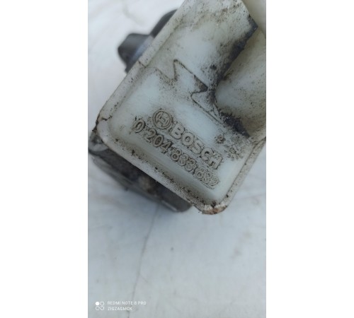 Главный тормозной цилиндр с бачком