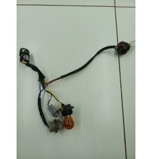 Электропроводка противотуманки и поворотника передняя правая