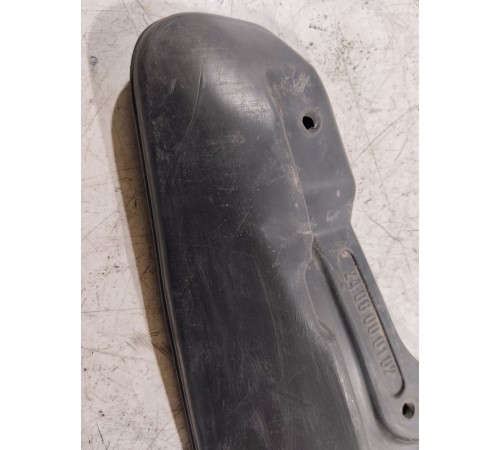 Брызговик передний левый