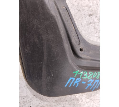 Брызговик передний левый