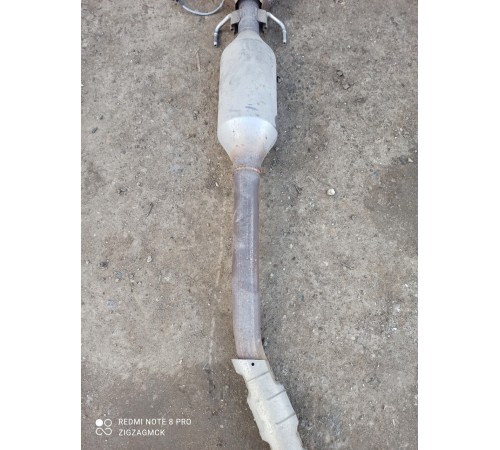 Глушитель часть средняя часть,резонатор с катализатором