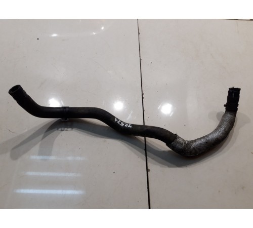 Патрубок системы охлаждения