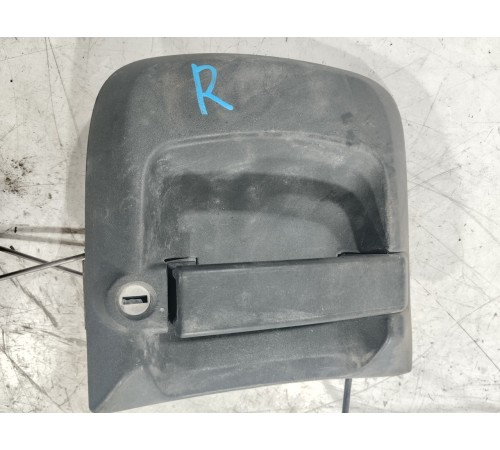 Ручка двери правая внешняя