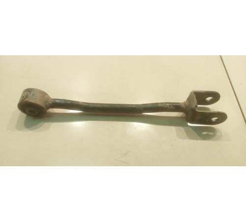 Рычаг подвески (задний, левый)