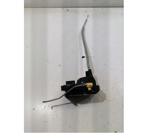 Замок двери задней правой