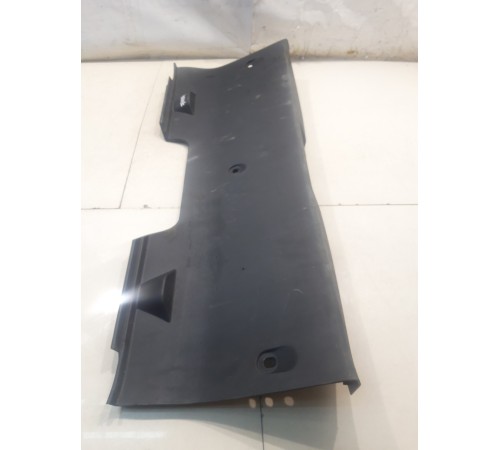 Накладка багажника