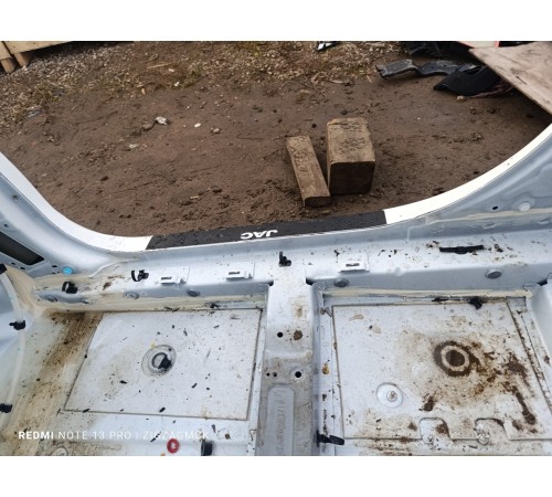 Порог со стойкой правый