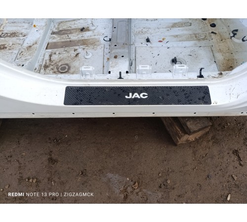 Порог со стойкой правый