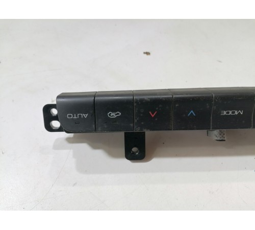 Блок кнопок управления климатом