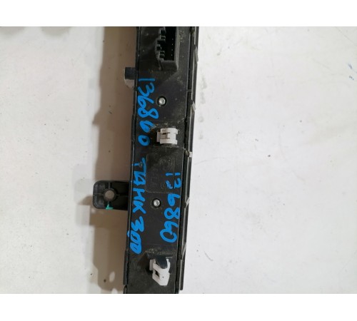 Блок кнопок управления климатом