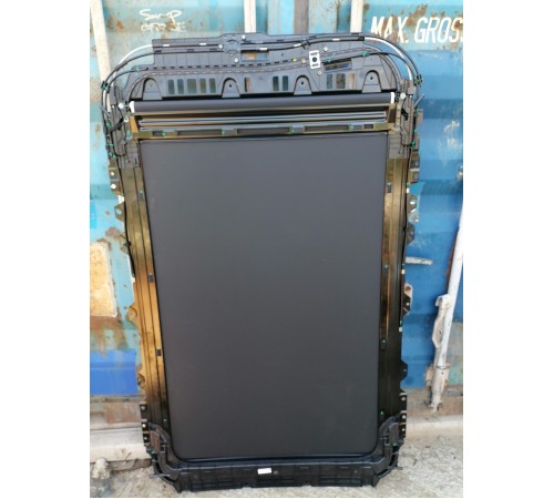 Люк крыши электрический (панорама) в сборе