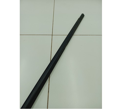 Уплотнитель стекла задний правый внешний