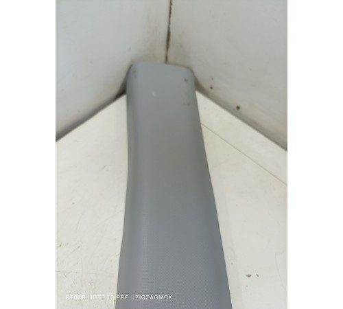 Обшивка стойки лобового стекла левая