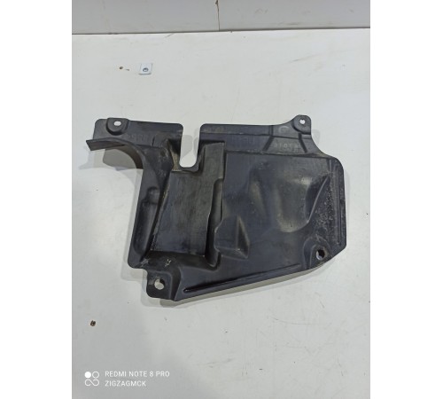 Пыльник двигателя левый