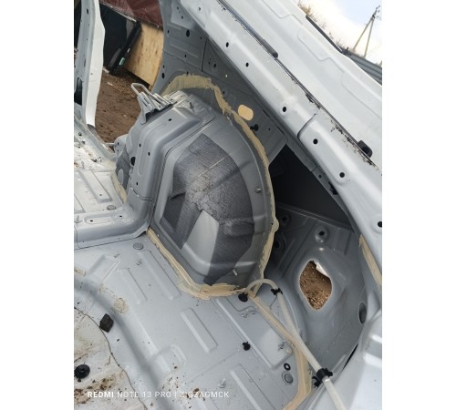 Крыло заднее правое