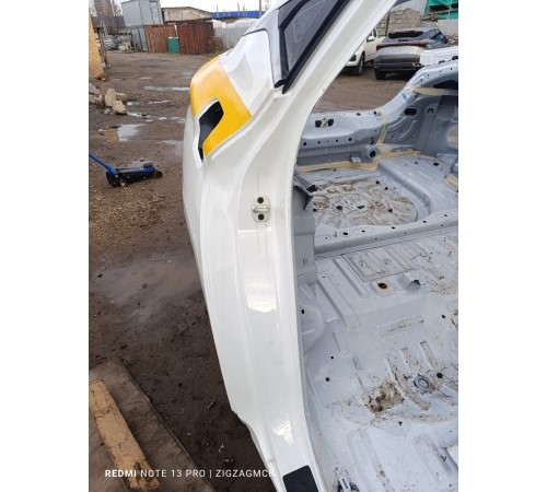 Крыло заднее правое