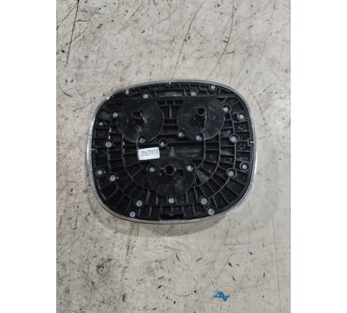 Эмблема задняя