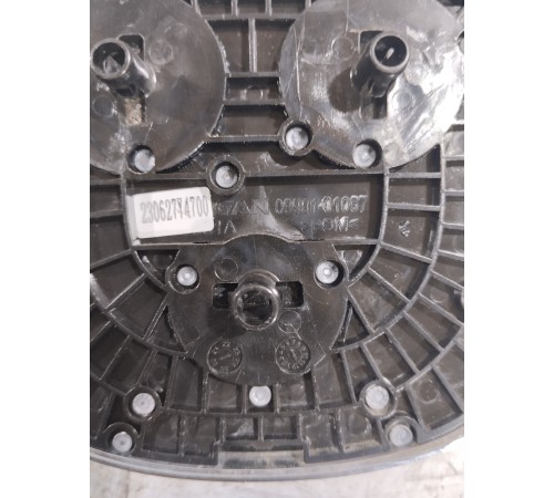 Эмблема задняя