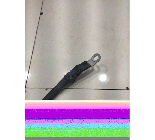 Клемма аккумулятора (минус)