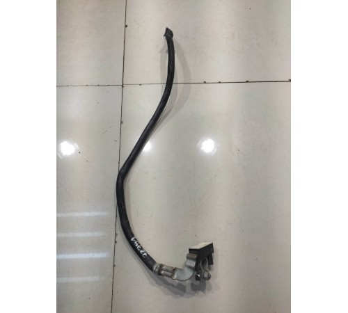 Клемма аккумулятора (минус)