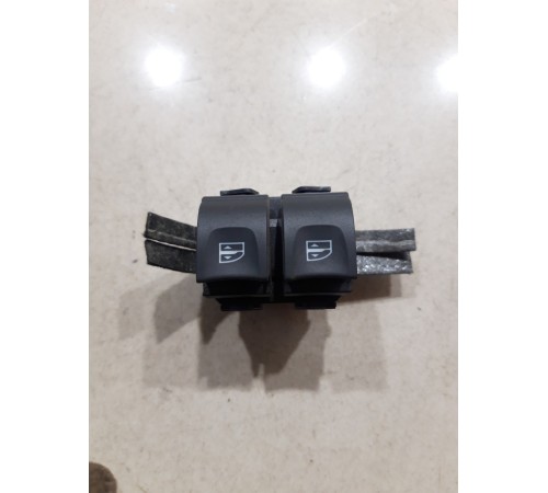 Кнопки стеклоподъемника передние левые