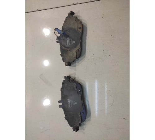 Колодки тормозные (передние правые)