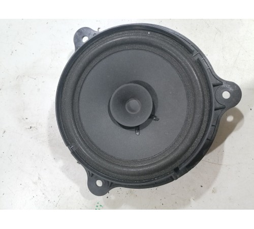 динамик двери задний