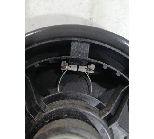 динамик двери задний