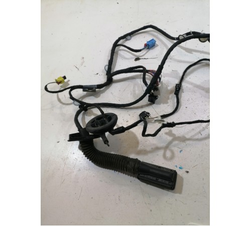 Электропроводка двери передняя правая