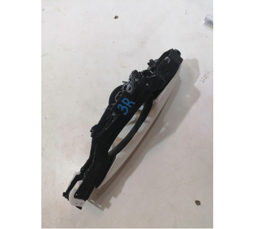 Ручка двери задняя правая наружная