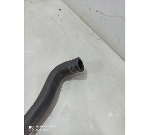 Патрубок системы охлаждения