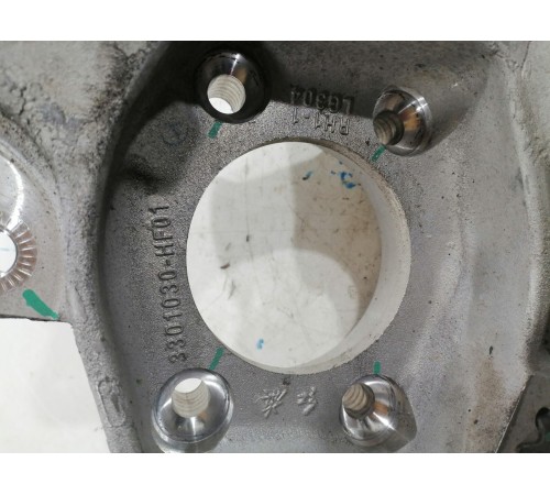 Кулак поворотный задний правый 