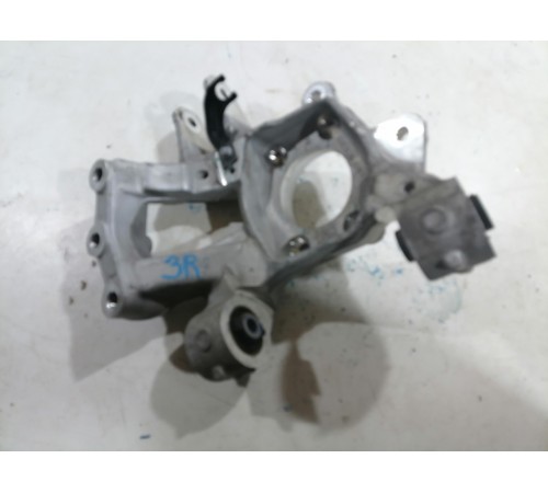 Кулак поворотный задний правый 