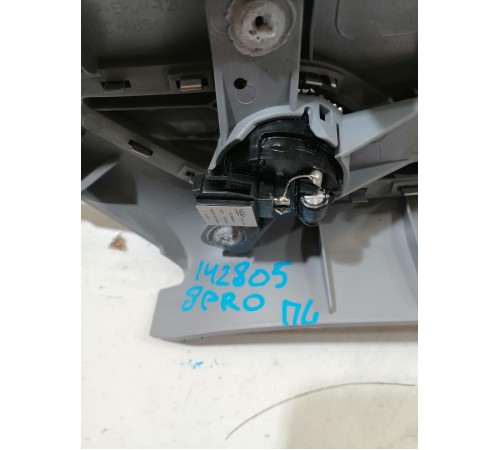 Обшивка стойки лобового стекла левая