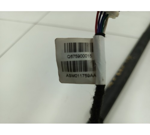 Амортизатор багажника левый