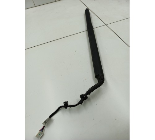 Амортизатор багажника левый