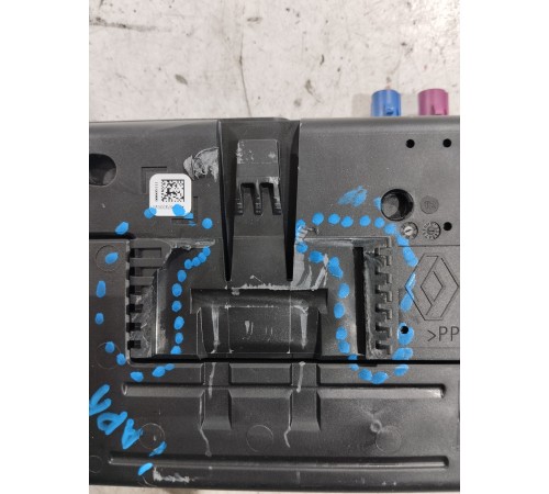 Блок управления антенны
