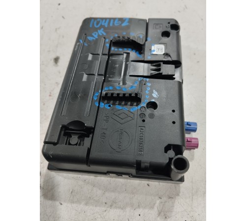 Блок управления антенны